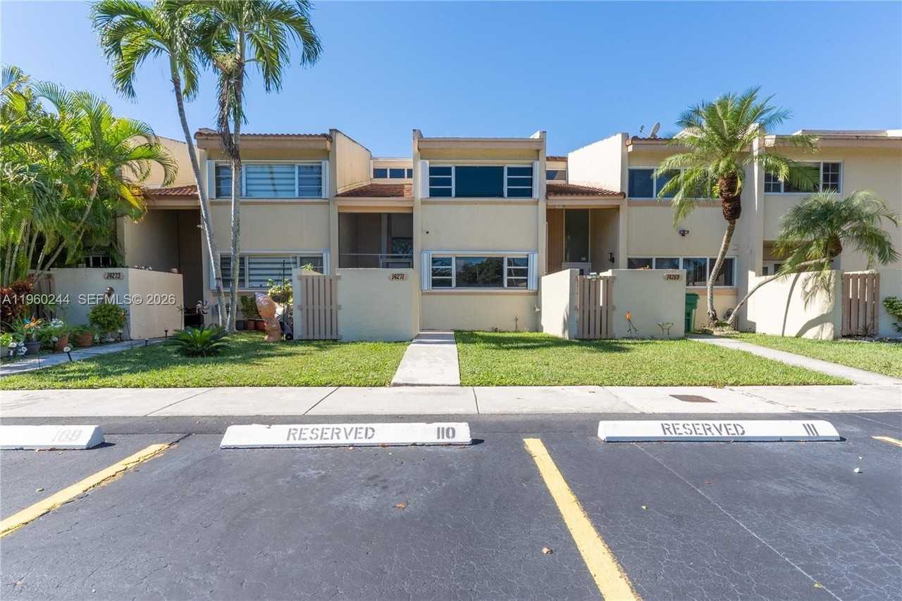 14271 Sw 62nd St - Photo 4 of 38