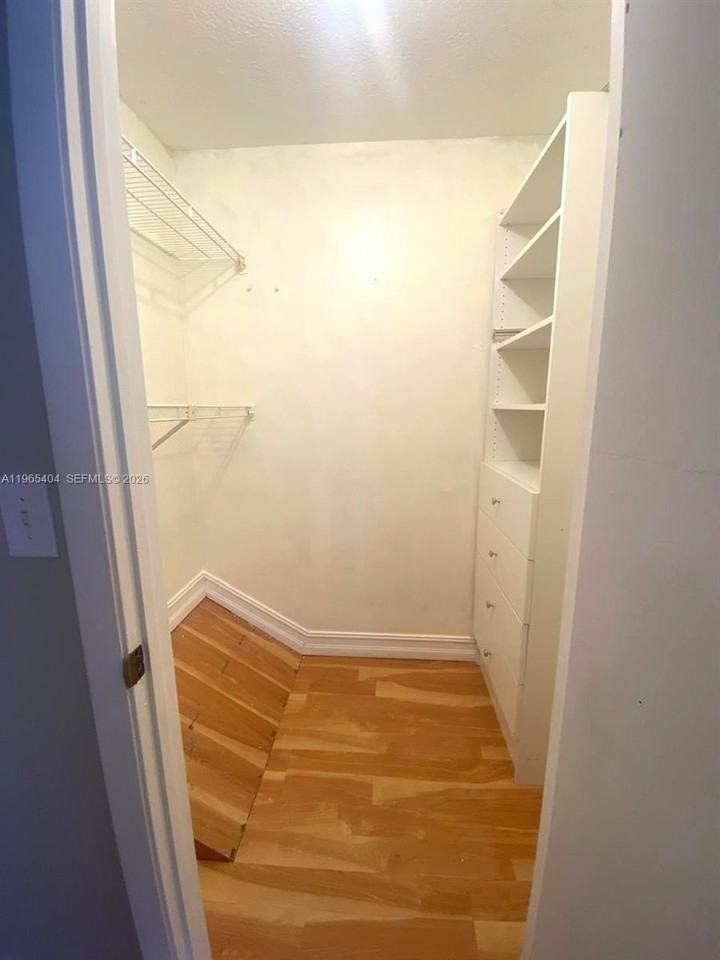 4601 Pier Dr #4601 - Photo 2 of 30