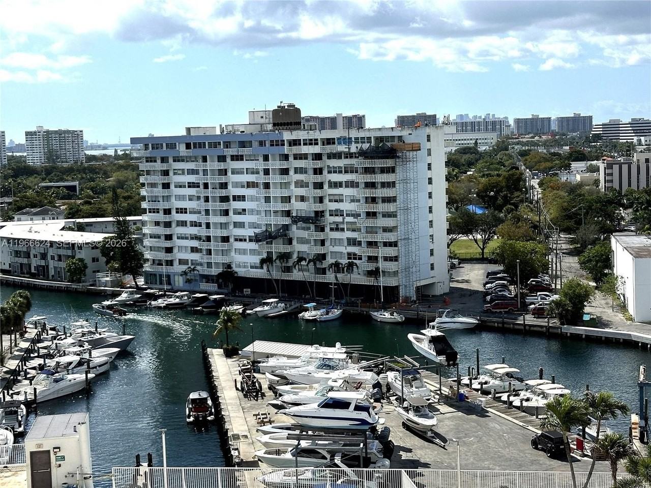 13499 Biscayne Blvd #1012 - Photo 5 of 13