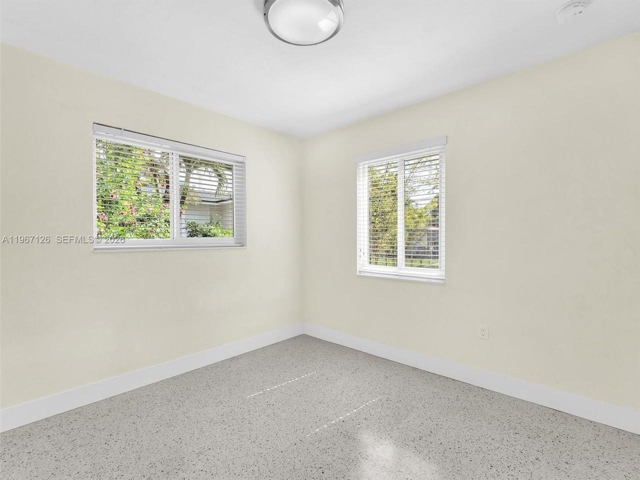 6520 Sw 63rd Ct - Photo 4 of 31