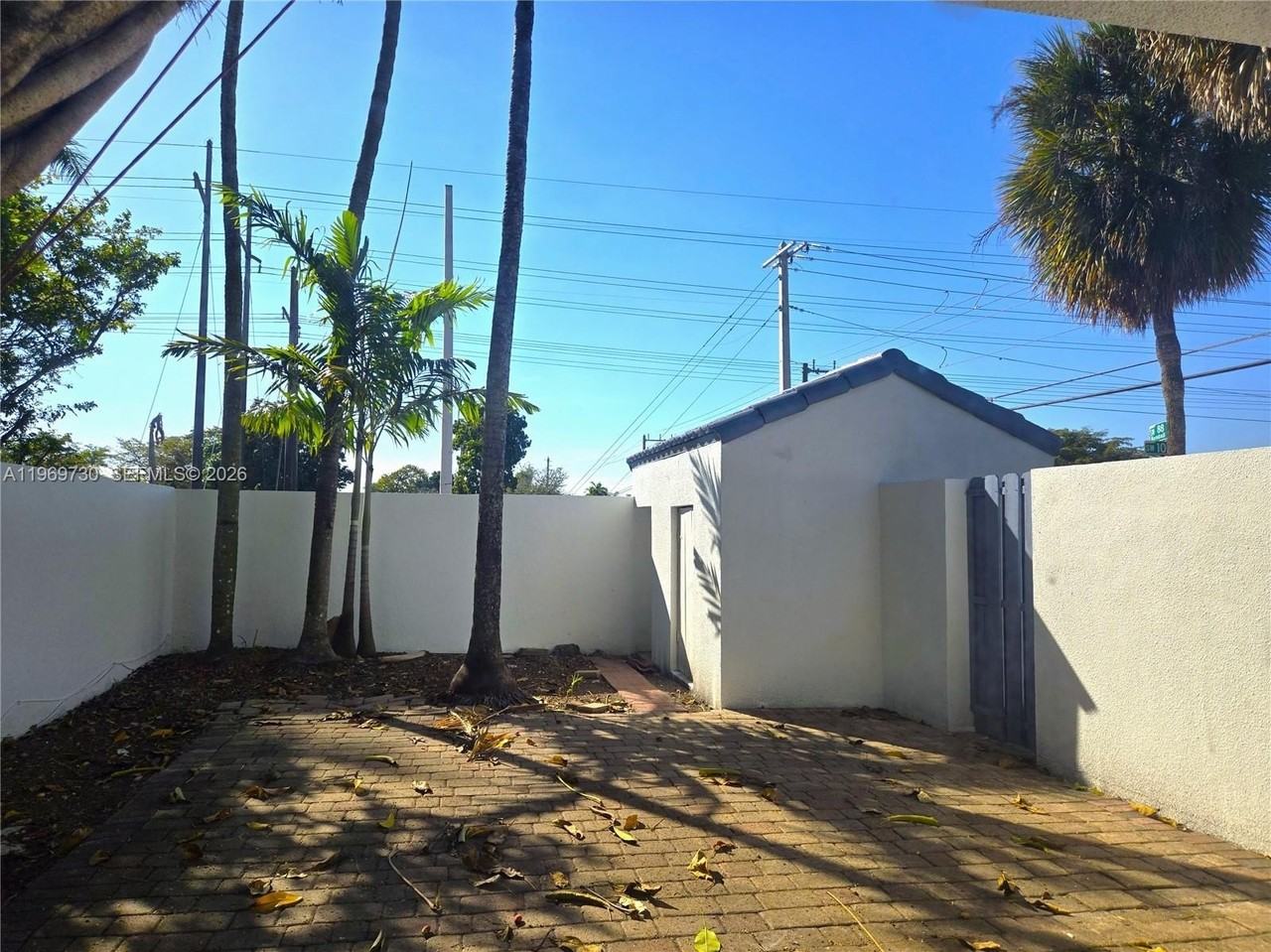 10219 Sw 89th St #10219 - Photo 3 of 18