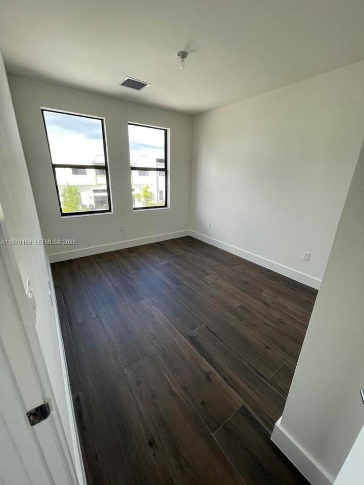 4384 Nw 8th Ct #4384 - Photo 5 of 19