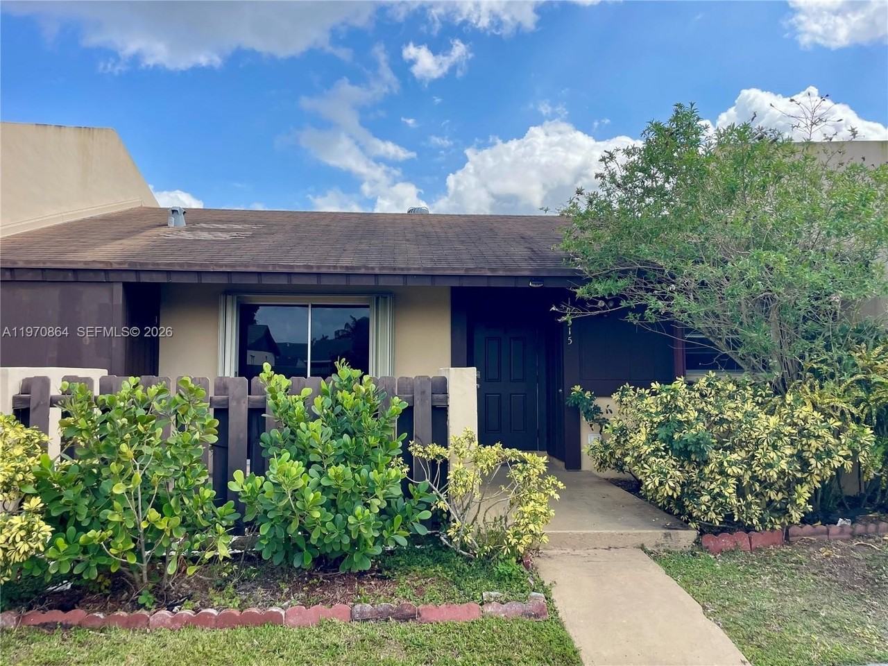 11315 Sw 123rd Ave #11315 - Photo 2 of 28