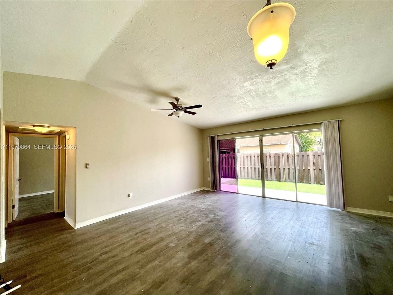 11315 Sw 123rd Ave #11315 - Photo 4 of 28