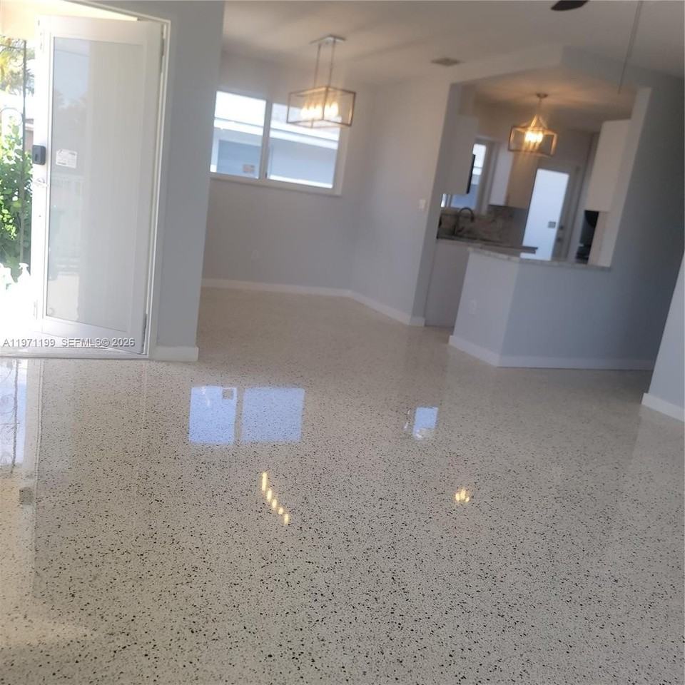 551 Nw 60th Ct #0 - Photo 2 of 20