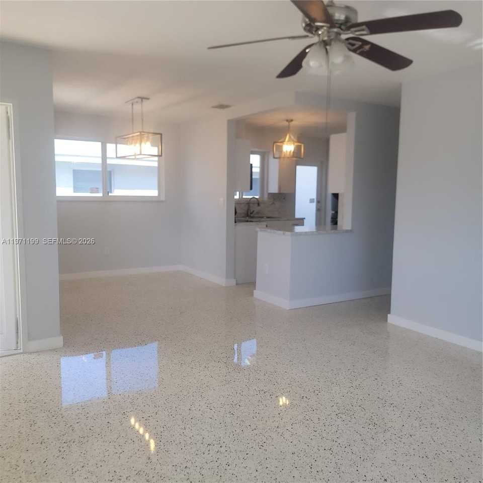 551 Nw 60th Ct #0 - Photo 7 of 20