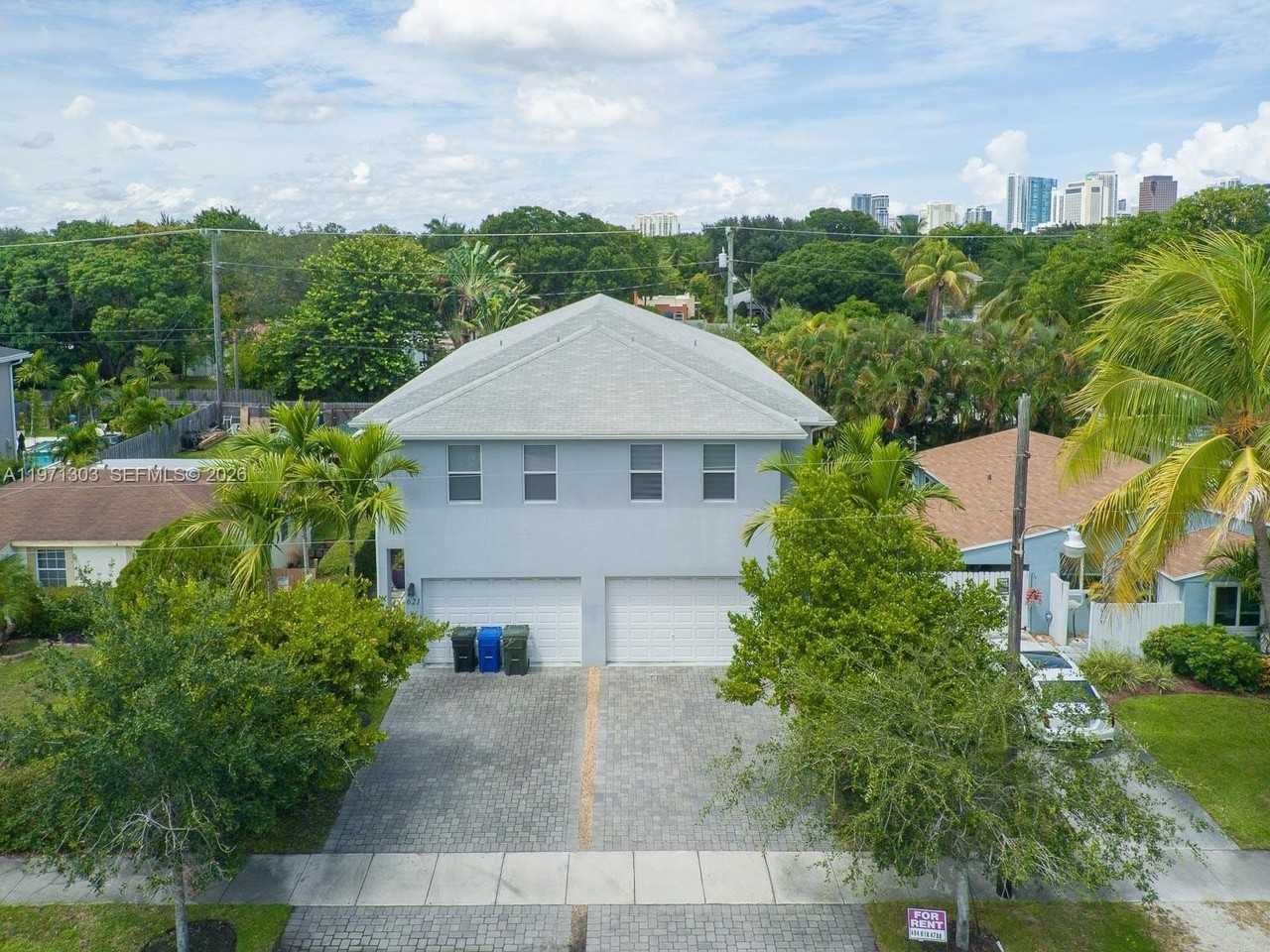 619 Sw 17th St #619 - Photo 5 of 49