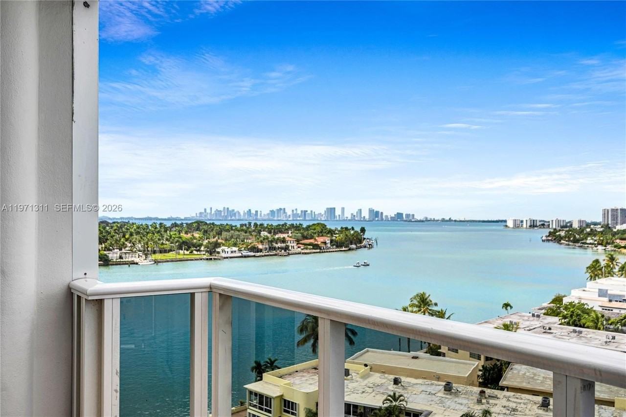 900 Bay Dr #1019 - Photo 6 of 19