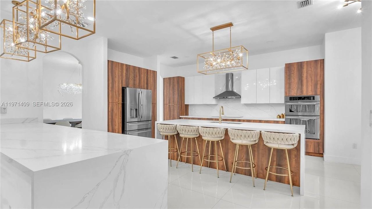 7803 Sw 194th Ter - Photo 3 of 50