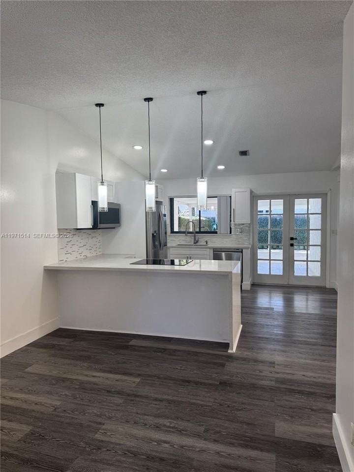 17528 Nw 66th Pl #17528 - Photo 3 of 16