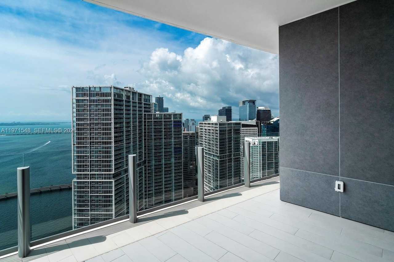 300 Biscayne Boulevard Way #5005 - Photo 2 of 38