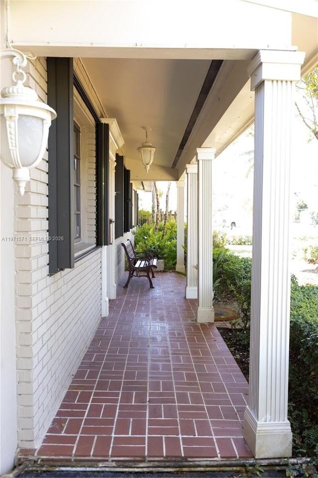 13125 Sw 83rd Ave - Photo 6 of 39