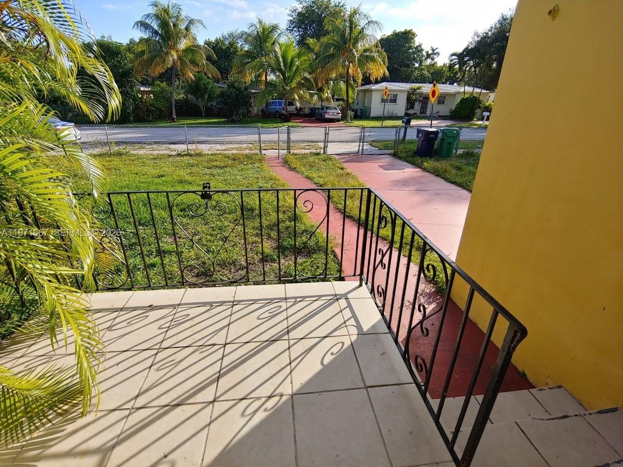 1465 Ne 149th St - Photo 7 of 50