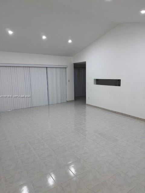 11218 Sw 125th Ct #11218 - Photo 3 of 12