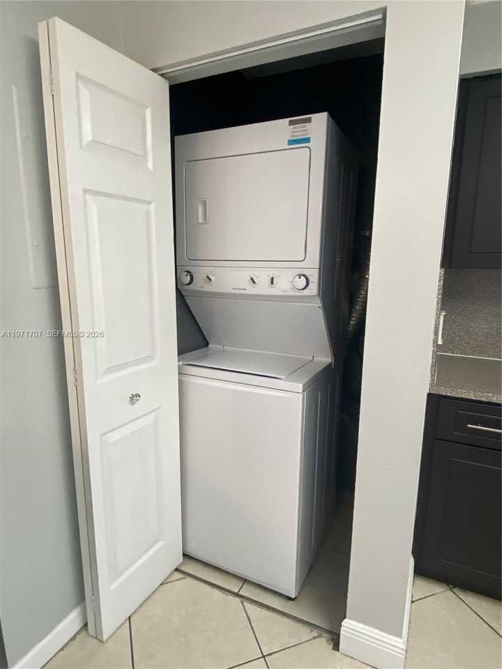 6155 Nw 186th St #308 - Photo 7 of 50