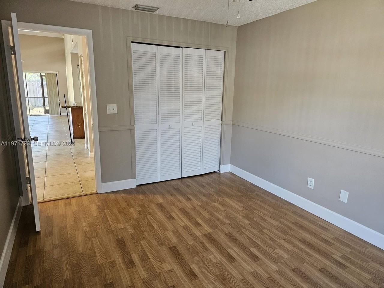 3520 Nw 95th Ter #1U - Photo 5 of 20