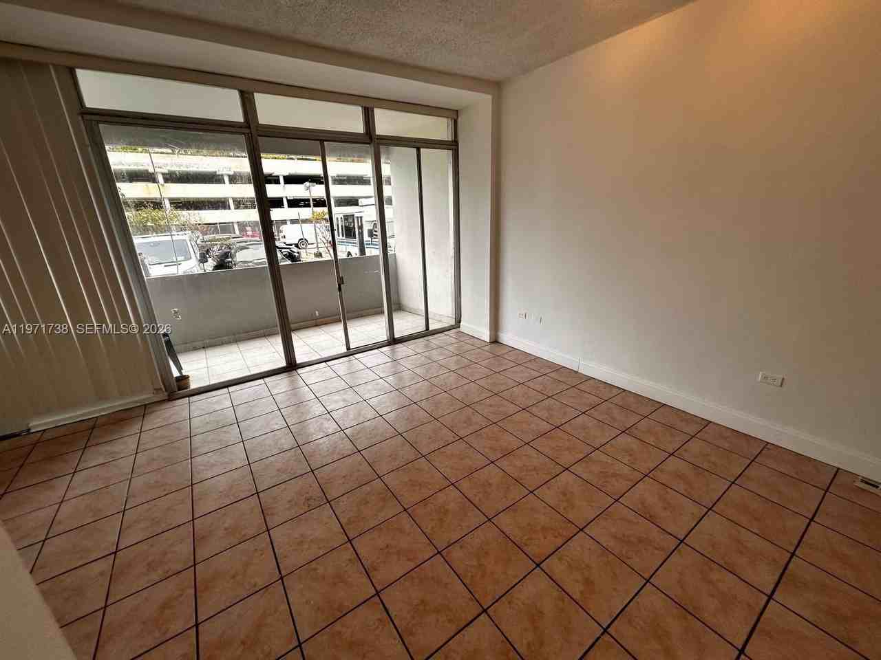 7545 E Treasure Dr #1A - Photo 3 of 18