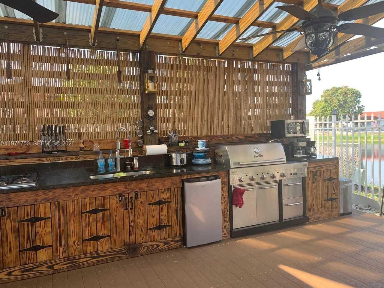 19558 Nw 50th Ct #19558 - Photo 5 of 17