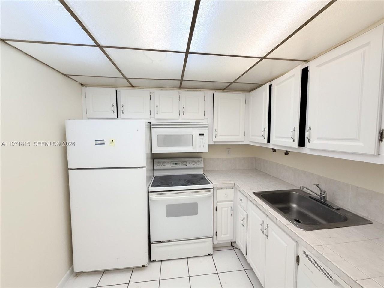 498 Nw 165th Street Rd #D202 - Photo 3 of 21