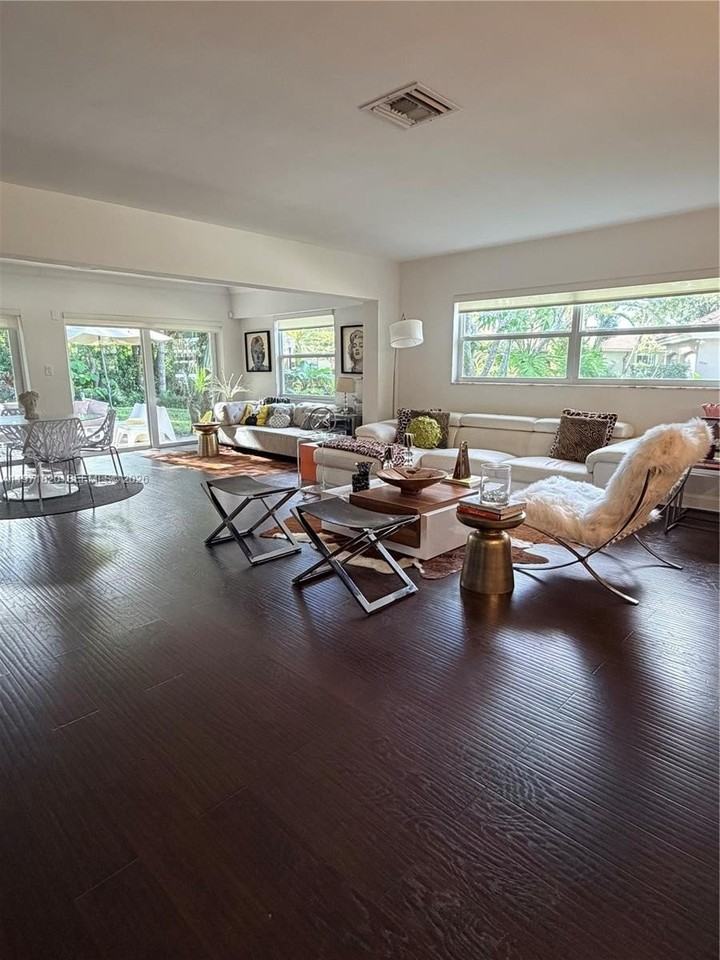 2857 N Palm Aire Dr #2857 - Photo 2 of 16