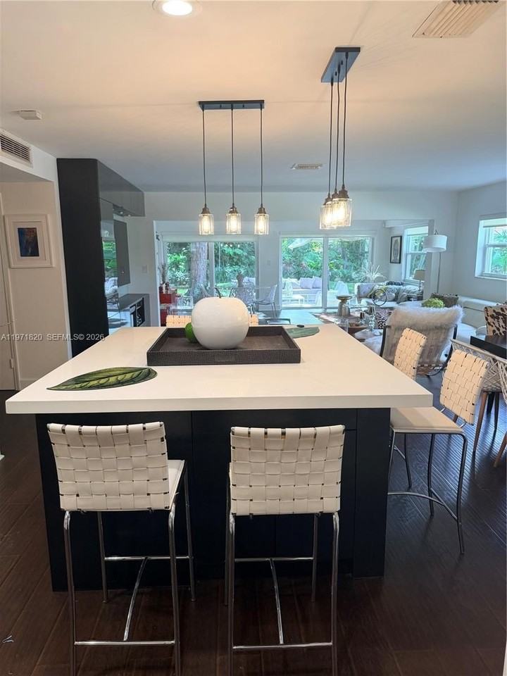 2857 N Palm Aire Dr #2857 - Photo 3 of 16