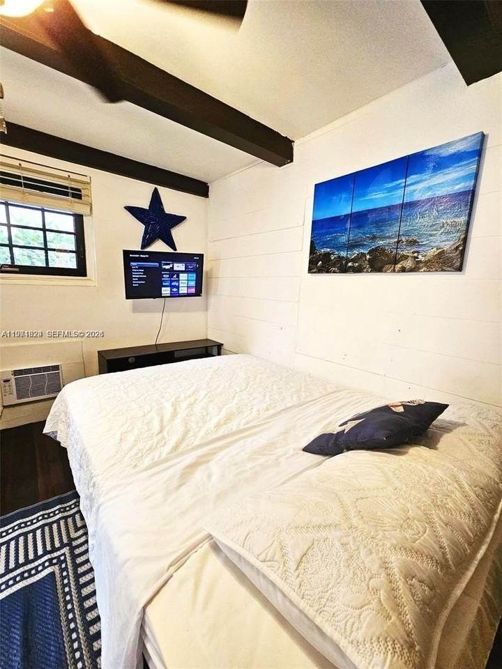 2109 Red Rd - Photo 5 of 9