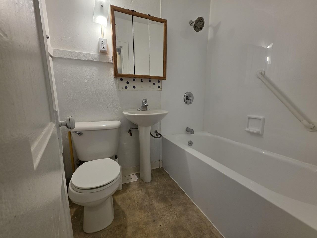 1515 Taylor Ave #3 - Photo 7 of 17