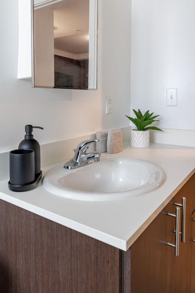 Ne 83rd Ter - Photo 3 of 19