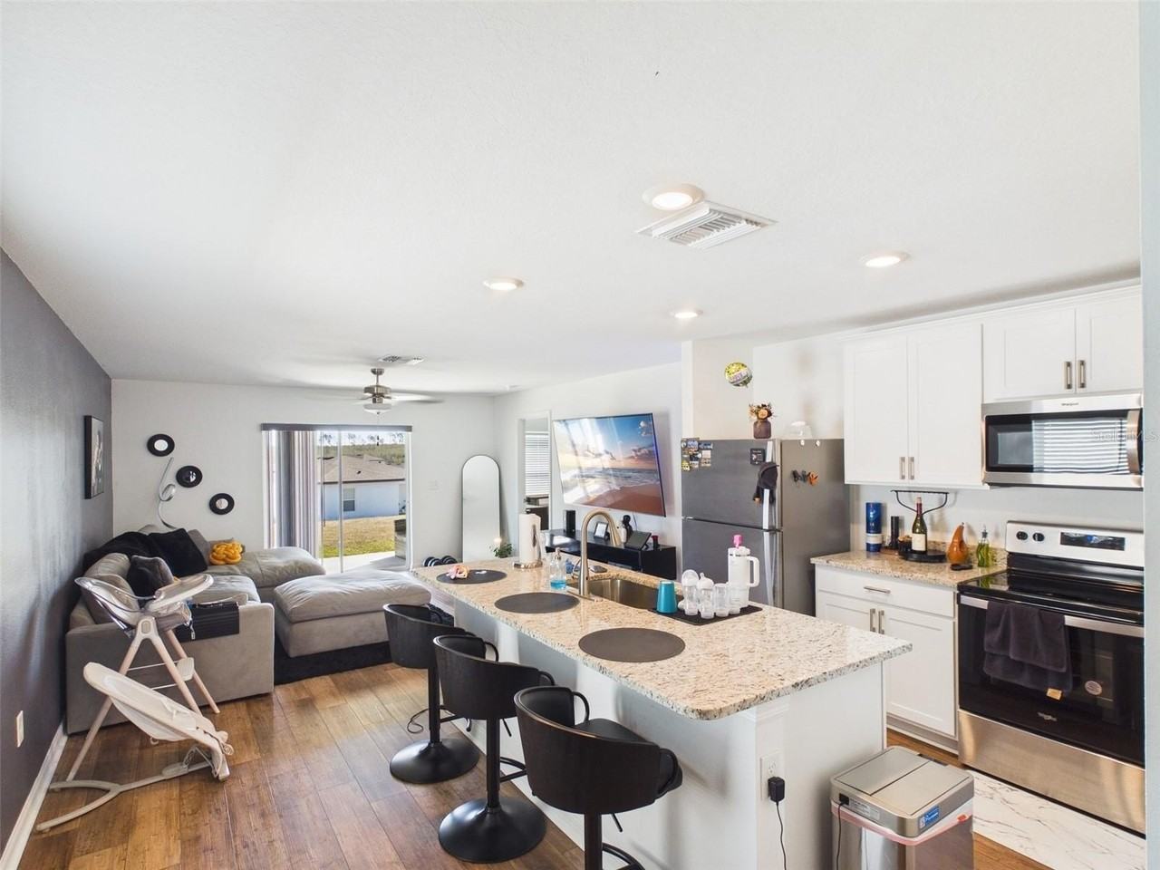 5194 Sailor Rd - Photo 4 of 27