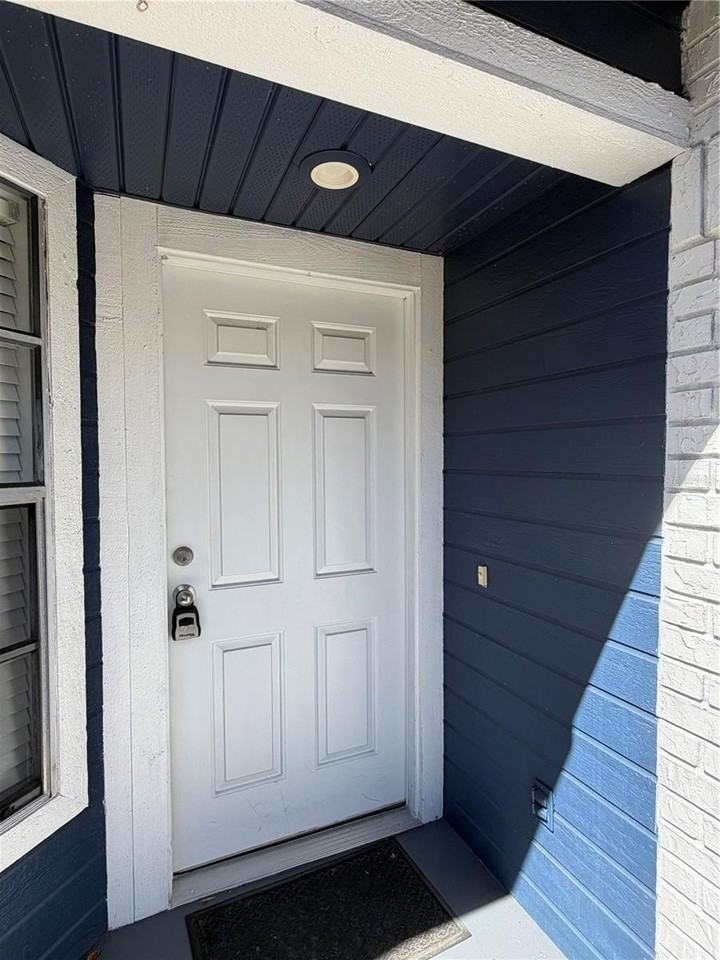 7220 Nima Ct - Photo 2 of 44