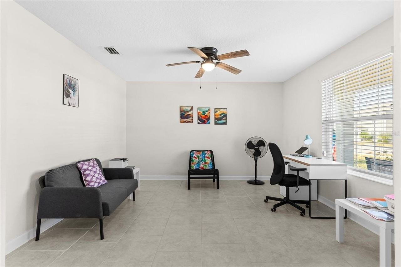 740 Simone Ct - Photo 6 of 48