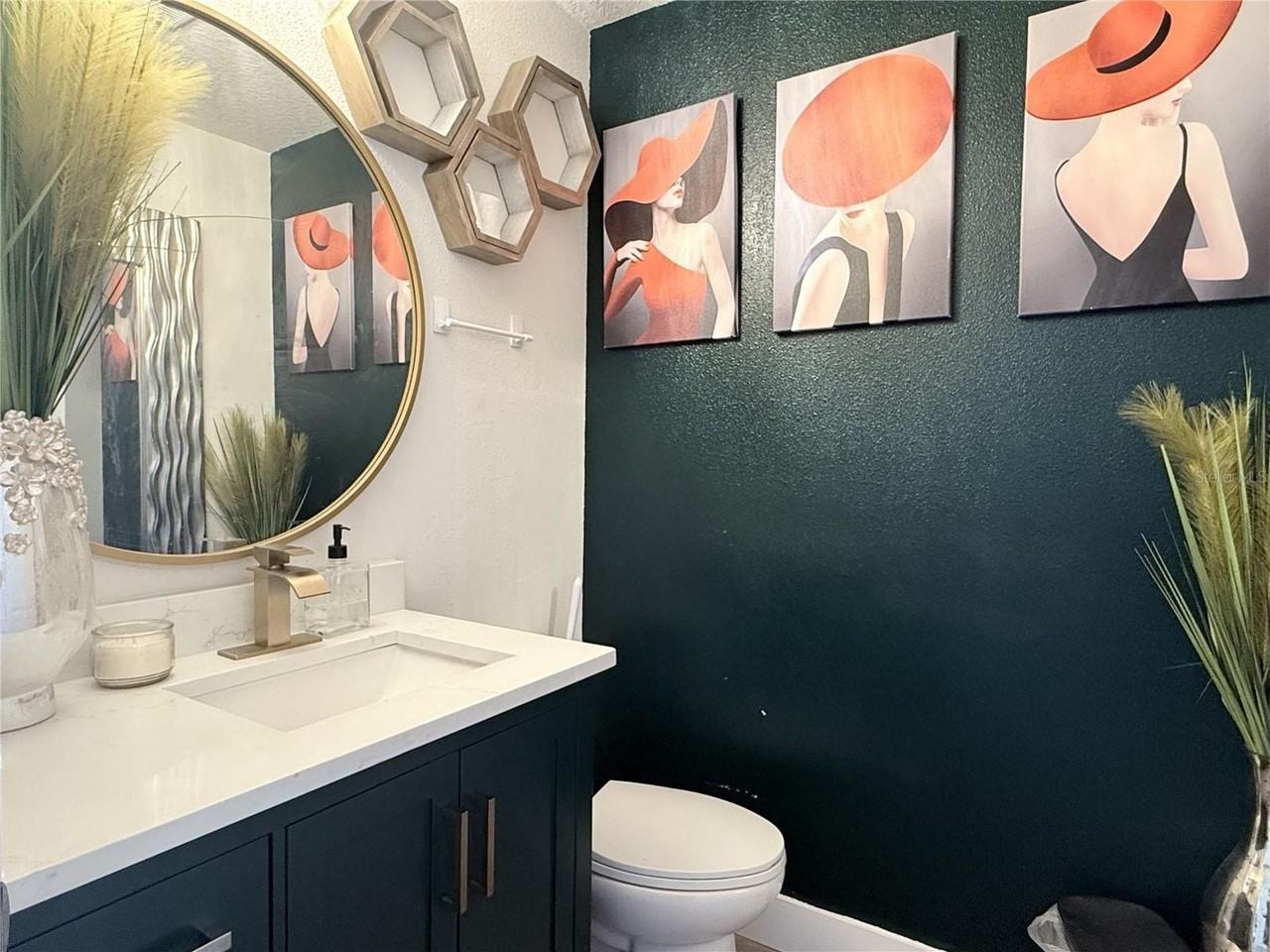 375 Nova Dr - Photo 4 of 7