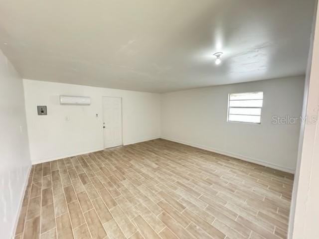 142 Bayberry Ct - Photo 7 of 11