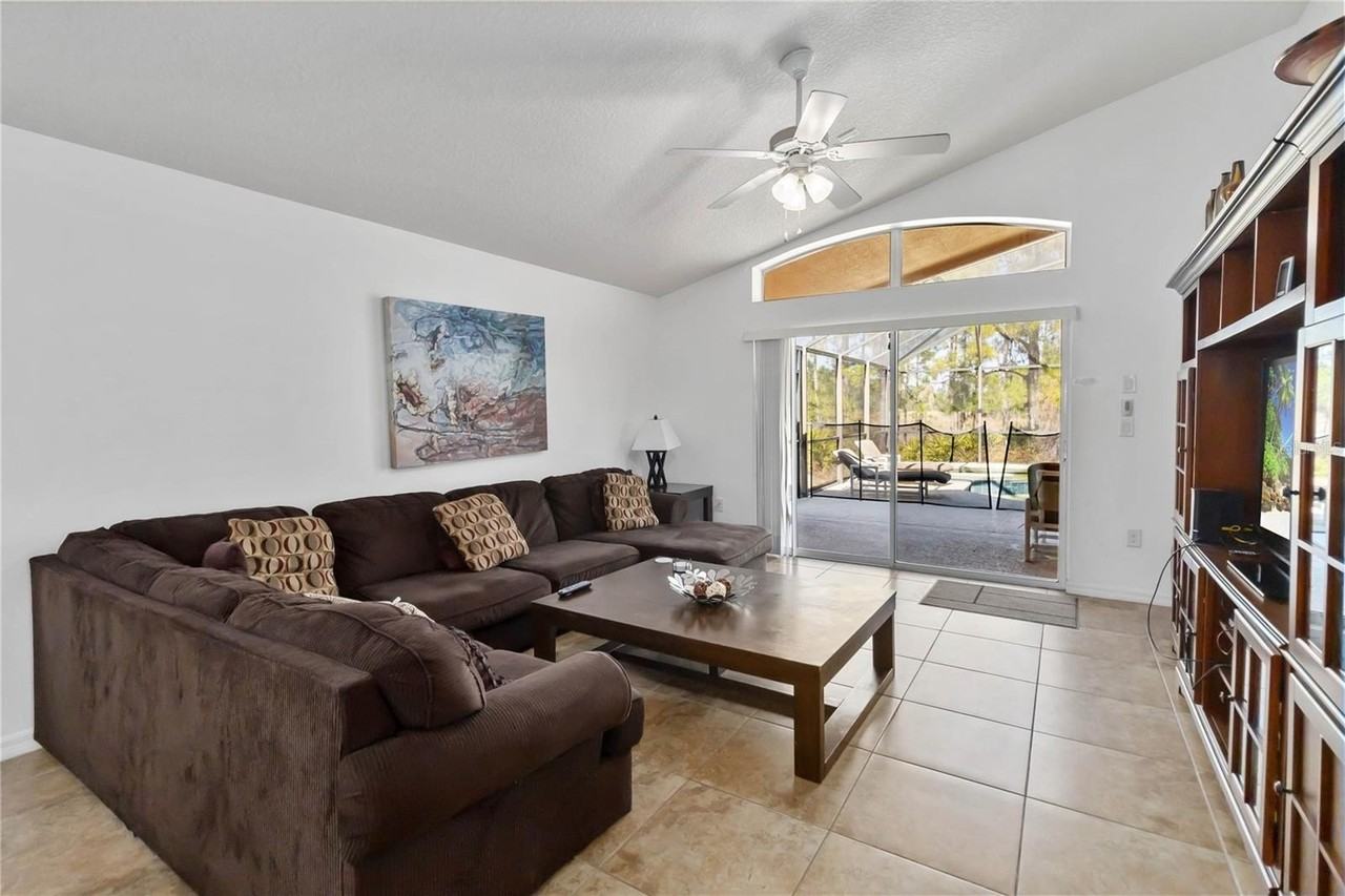 814 Orange Cosmos Blvd - Photo 4 of 28