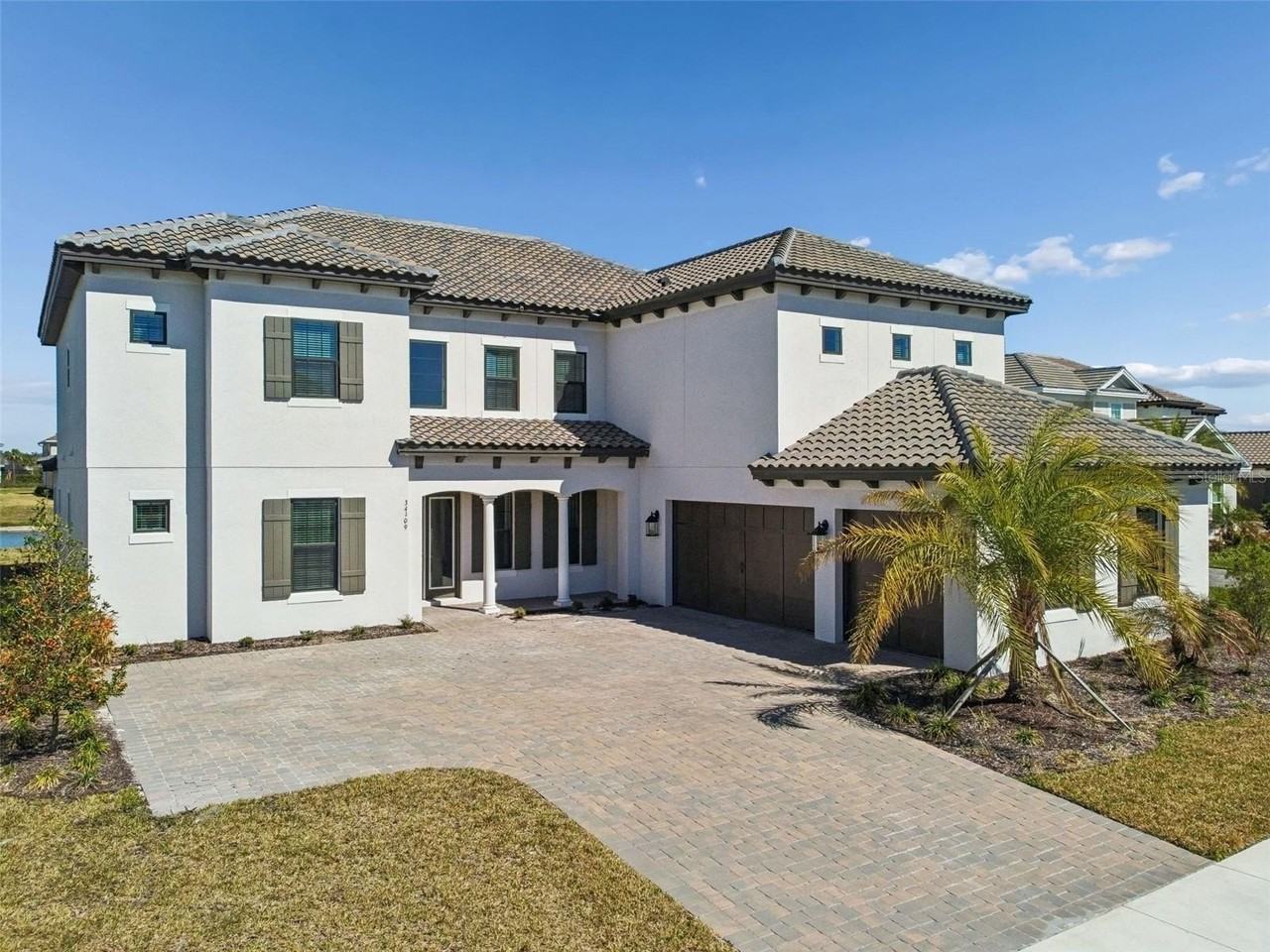 34109 Tributary Ct - Photo 2 of 50