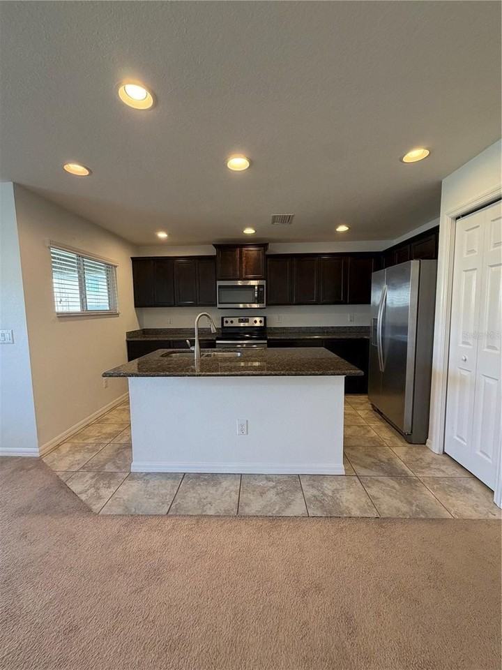 5051 Cactus Needle Ln - Photo 5 of 30