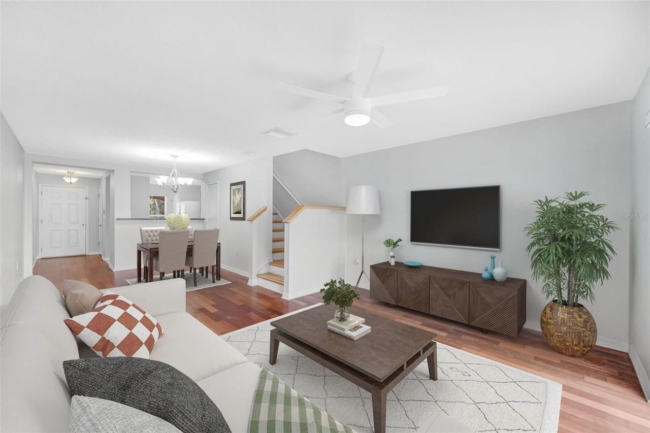 6928 Hawthorne Trace Ln - Photo 2 of 38