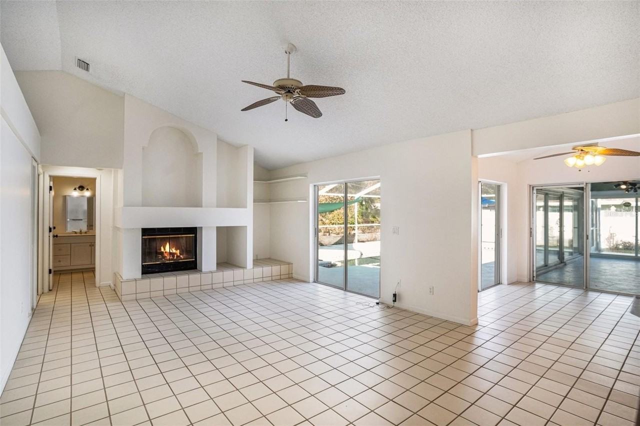 914 Stratford Manor Dr - Photo 5 of 14