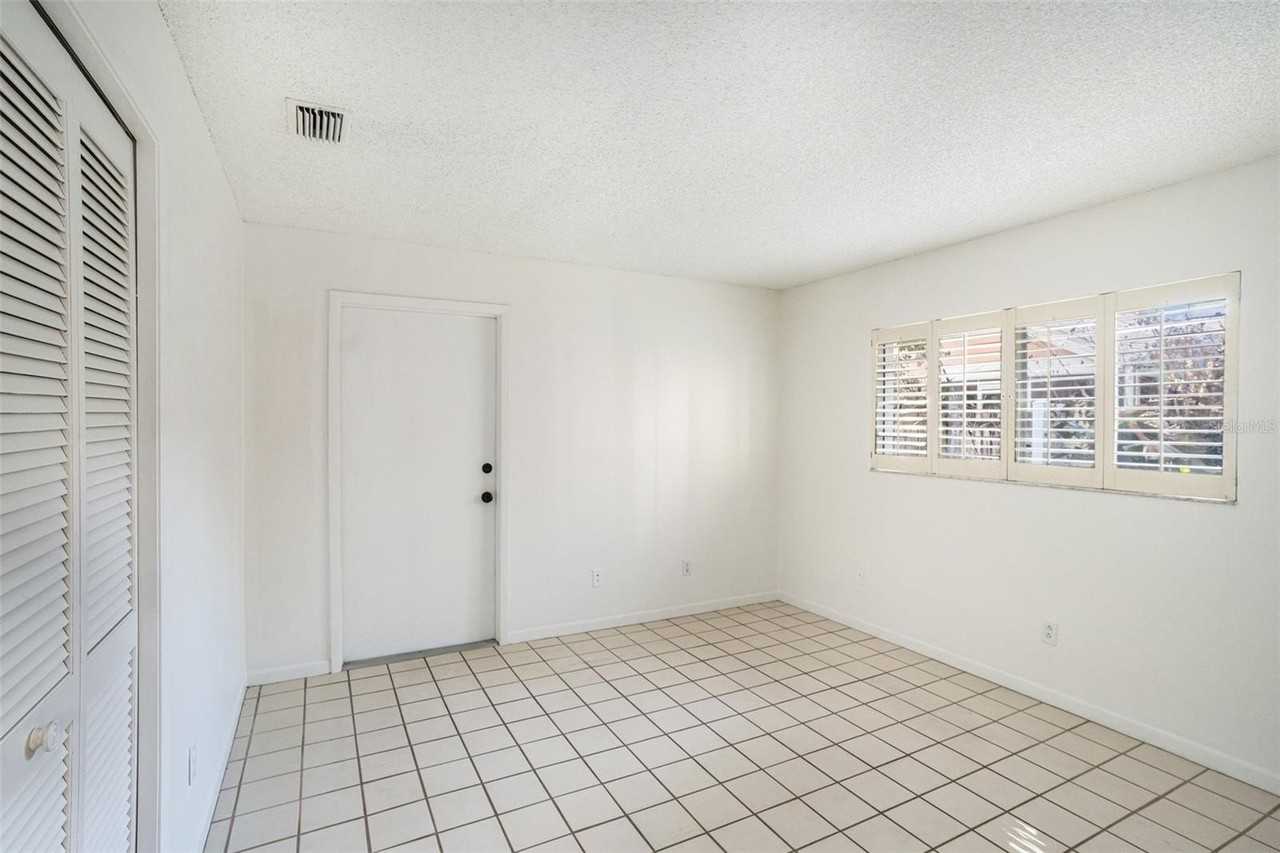 914 Stratford Manor Dr - Photo 7 of 14