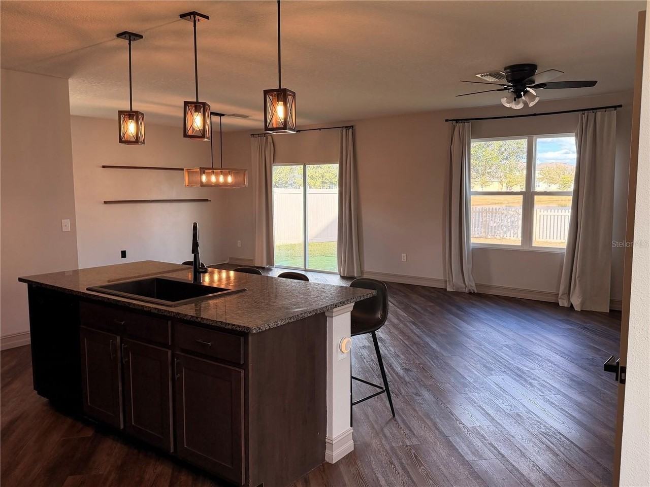 7623 Tuscan Bay Cir - Photo 3 of 13