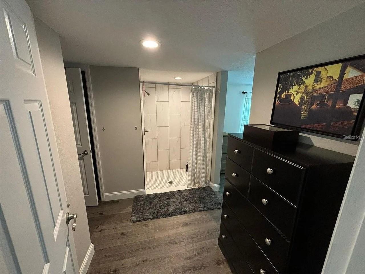 2007 E Henry Ave - Photo 4 of 16