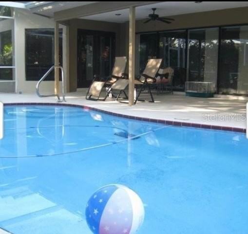 2813 Amberly Ct - Photo 3 of 17