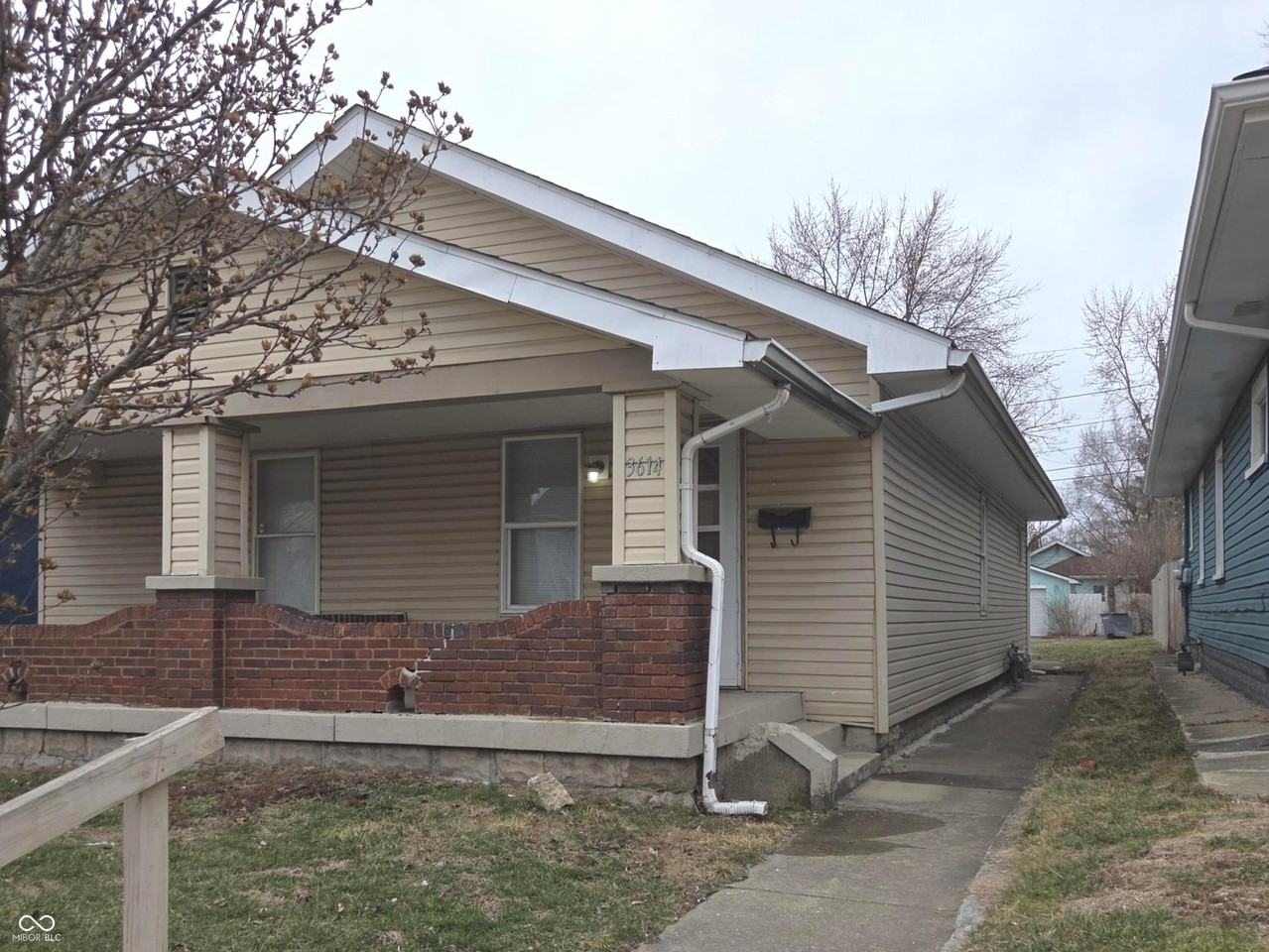 3614 E New York St - Photo 2 of 20