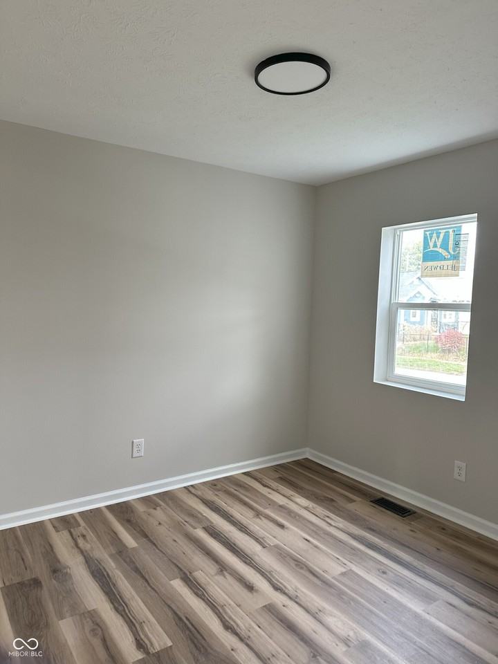 2517 Brookway St - Photo 6 of 16