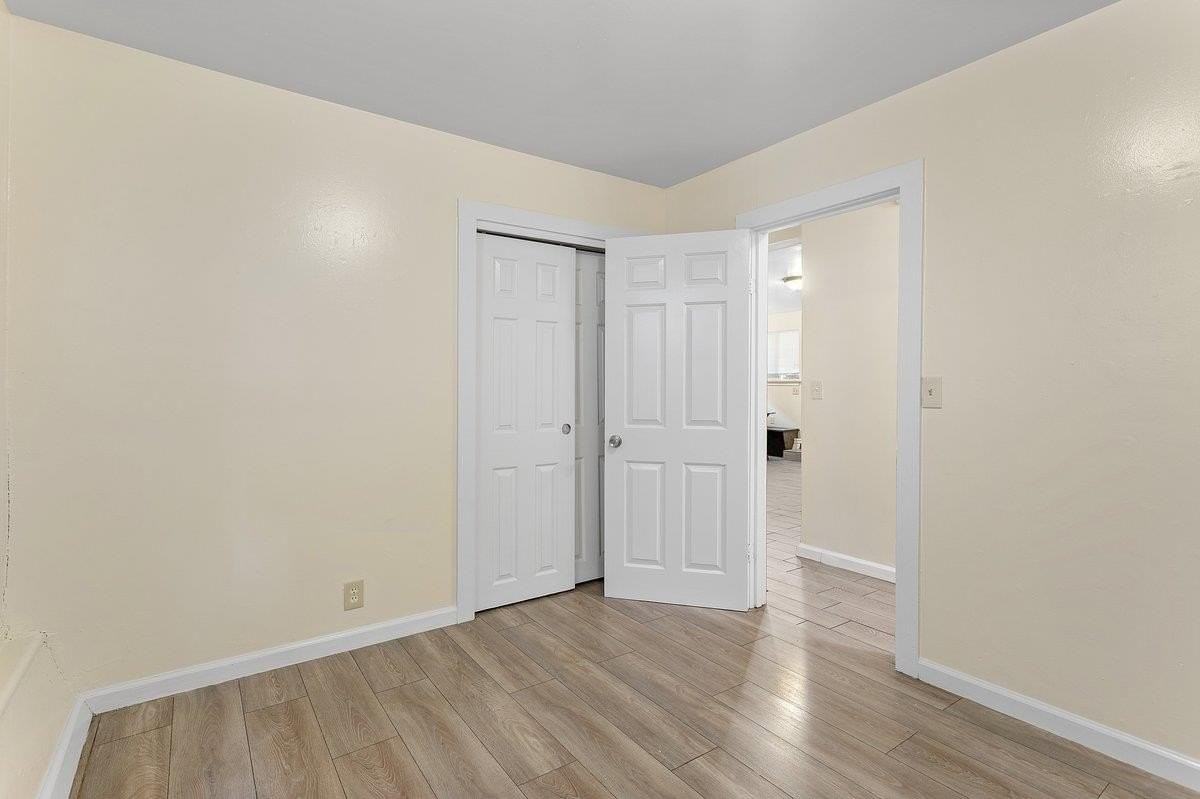 1809 38th Ave - Photo 6 of 8