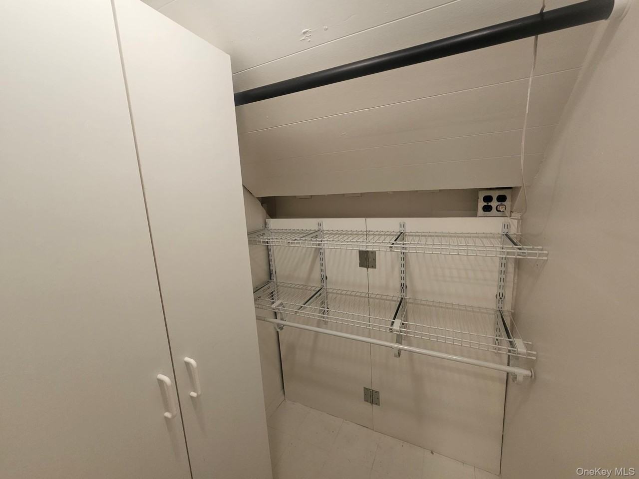 804 Hampshire Rd - Photo 5 of 13