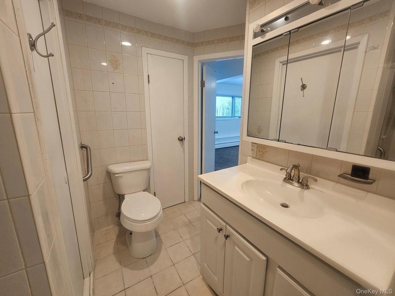 804 Hampshire Rd - Photo 6 of 13