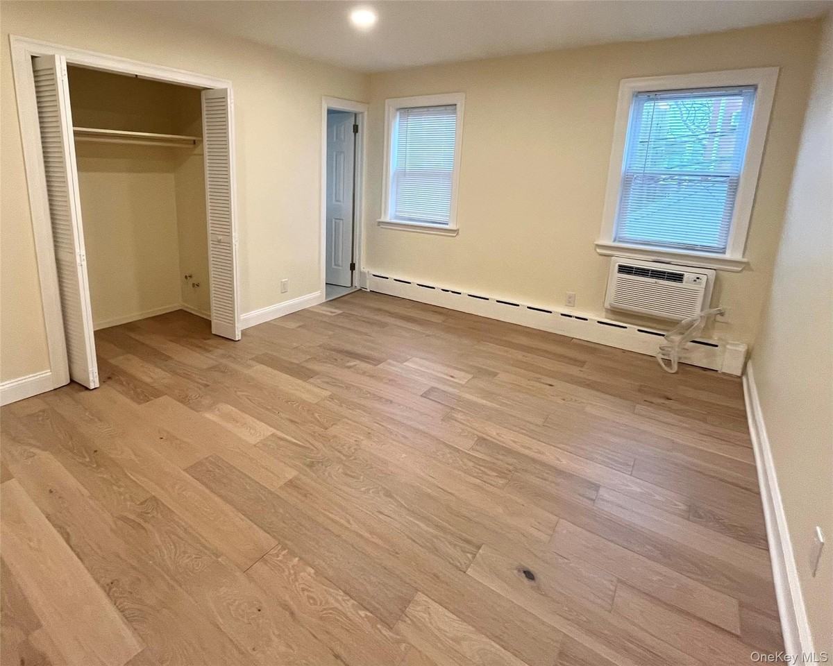 6925 69th Pl 69th Pl - Photo 4 of 6