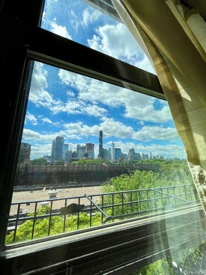 299 Adelphi St Apt 612 - Photo 7 of 7