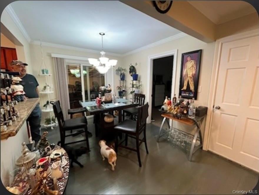 82 Clark St - Photo 5 of 11